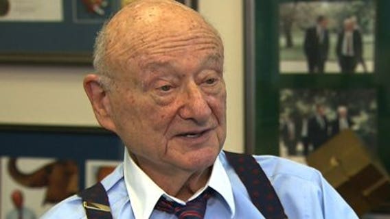 New York's brash former mayor, Ed Koch, dies at 88