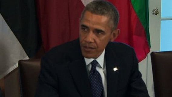 Amid tensions, Obama to meet with Russian gay rights advocates