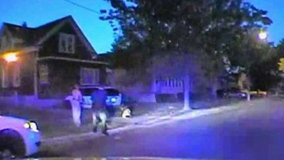 Man whose son died in hands of police making new accusations