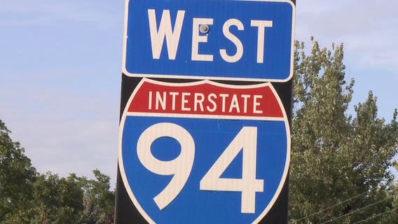 1 suspect in custody, 2 on the run following stolen vehicle pursuit in Waukesha