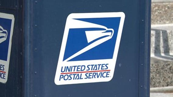 Postal Service urging customers to clear snow, ice from sidewalks, stairs & mailboxes