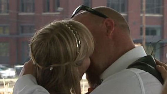 Biker couple ties the knot at Harley-Davidson Museum