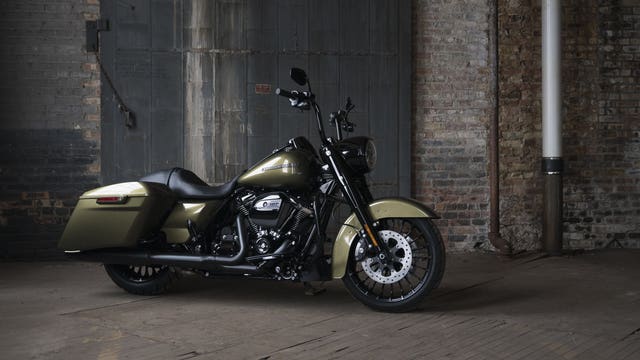 Harley-Davidson breaks up mid-winter blues with release of new Road King Special