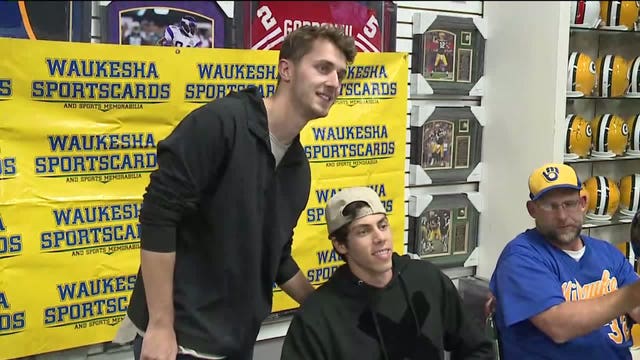 Hundreds of fans line up to meet Brewers' Christian Yelich: 'He's the best on the team'