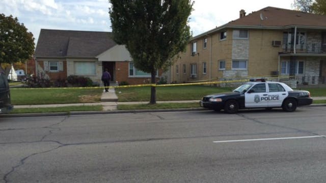 120th homicide this year: Man shot & killed in home near Appleton & Melvina