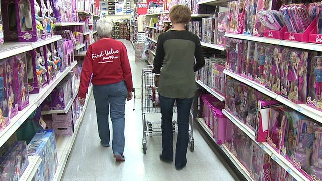 A warning for shoppers: While you're looking for the perfect gift, thieves are looking for the perfect victim