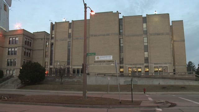 2 teens taken into custody after break-in at Washington HS, appears nothing was taken