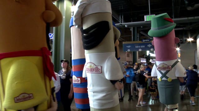 Fans look forward as Brewers wrap up final regular-season homestand: 'We are going to the World Series'