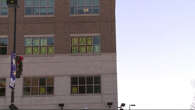 "A lot of people in town!" Packers fans, business owners ready for Sunday's big game vs. the Giants