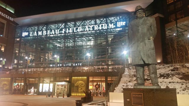 Packers fans, business owners ready for Sunday’s big game vs. the Giants