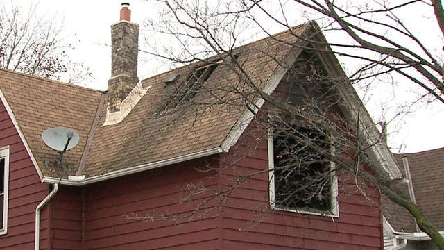 Fire breaks out in second story of home on Milwaukee's south side