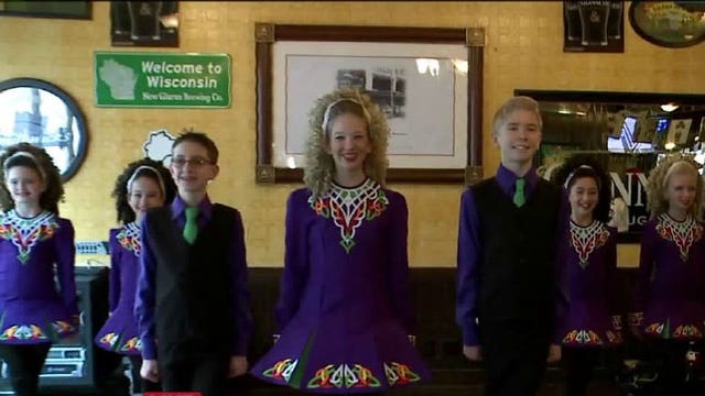 St. Patrick's Day in Milwaukee: Celebrating at Mo's Irish Pub