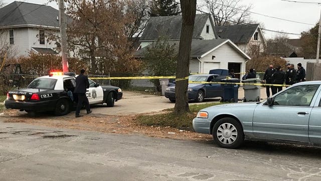 Police: Milwaukee man accidentally shot himself near 13th and Ring
