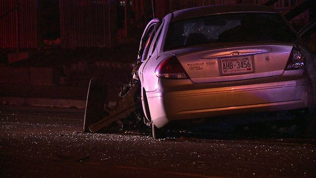 'Several injured' in 3-car crash near 10th and North, Milwaukee police say