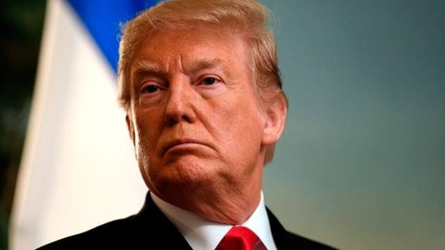 Man carrying knife arrested outside White House after threat to 'assassinate' President Trump