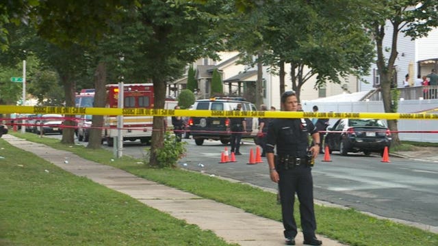 Police: 1 killed, 1 seriously injured in shooting near 19th & Fond du Lac