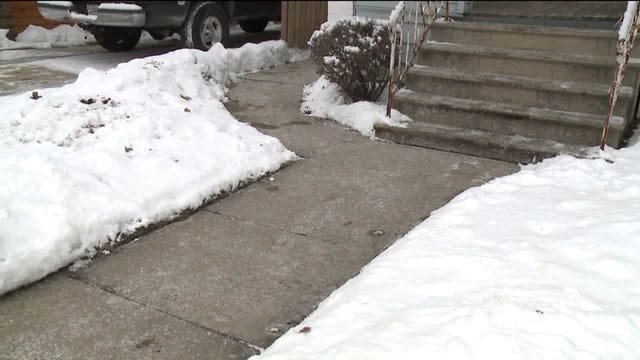 Kenosha police: Frozen body of woman found outside home near 45th St. & 19th Ave.