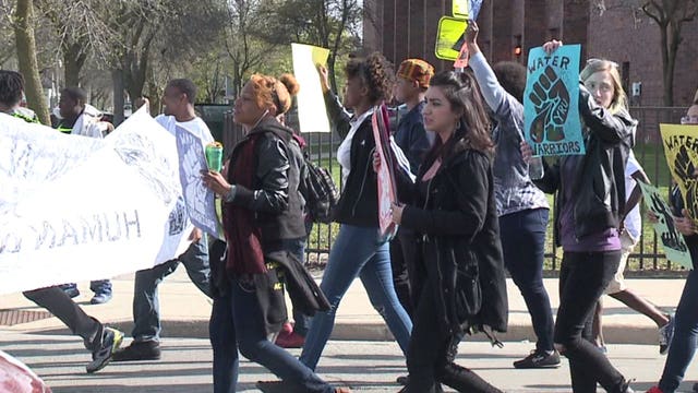 As students, activists rally outside North Division H.S., MPS officials say there are no water issues