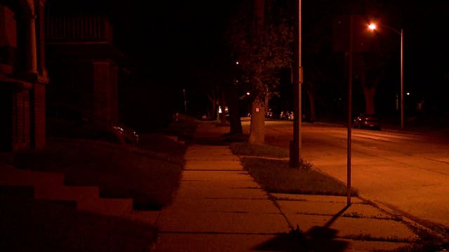 Police: Man shows up at hospital with gunshot wound; no one in custody