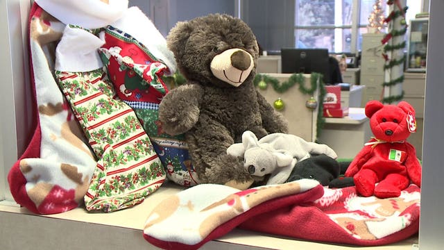 "We do care:" Milwaukee police district is touching the hearts of many this holiday season