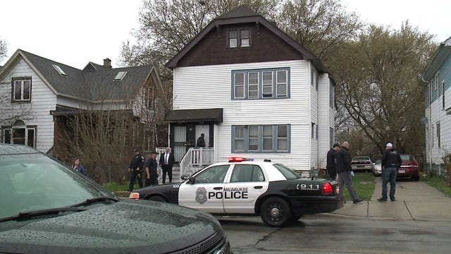 Milwaukee police: 28-year-old man shot, wounded near 24th and Keefe