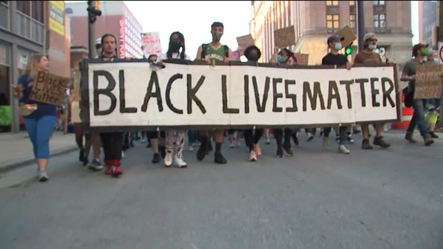 'Coming together:' Crowds march across Milwaukee for 7th day of protests