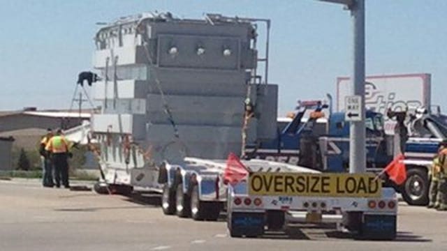 Trailer with massive transformer cleared from Waukesha intersection