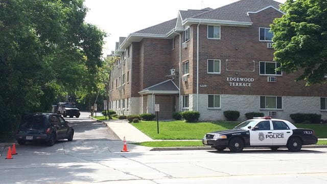 Milwaukee police detective grazed by bullet, suspect now in custody