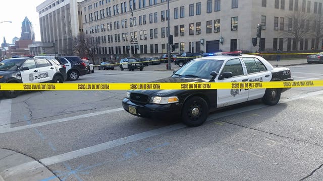 Police: Suspect in custody after firing shots in downtown Milwaukee