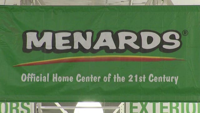 "People are gonna shop where they wanna shop:" Menards stays closed Thanksgiving day