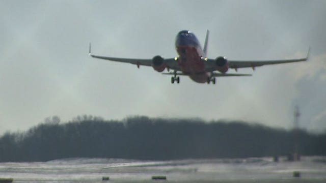 Packers fans: Do you fly out to Seattle for Sunday's game, or hold off for the Super Bowl in Arizona?