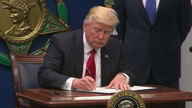 Wisconsin lawmakers split on Pres. Trump's immigration ban; Muslim, Jewish groups push back