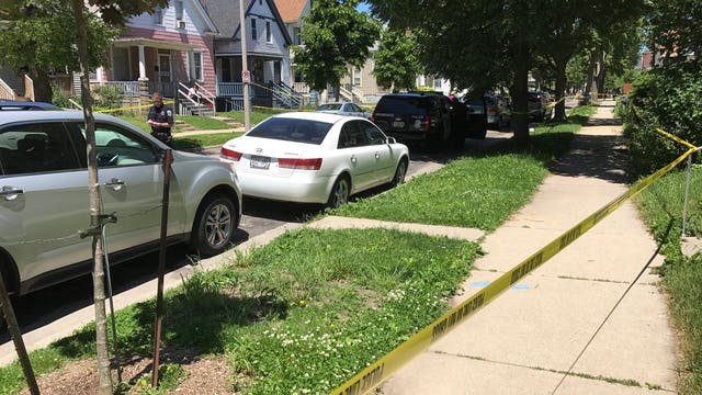 2 men seriously hurt after being shot in parked vehicle near 21st and Chambers