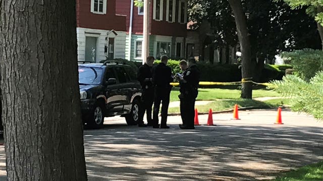 Milwaukee police investigate shooting near 28th and Melvina