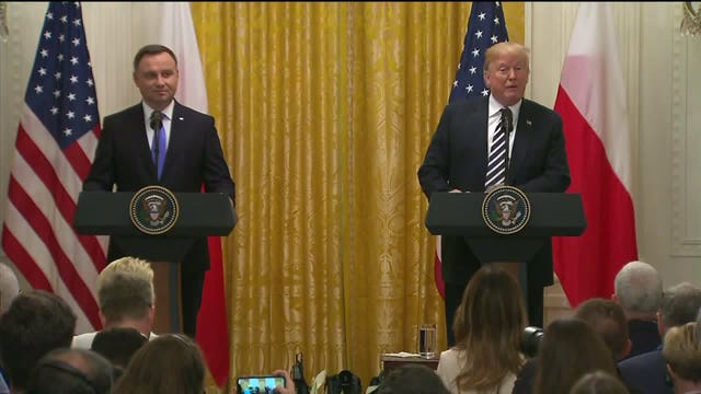 Pres. Trump 'seriously' considering boosting US military in Poland