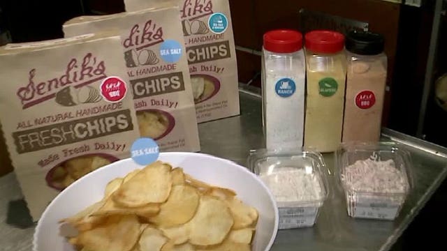 Pizza, homemade potato chips, appetizers, decor & more! Sendik's has what you need for your Packers party