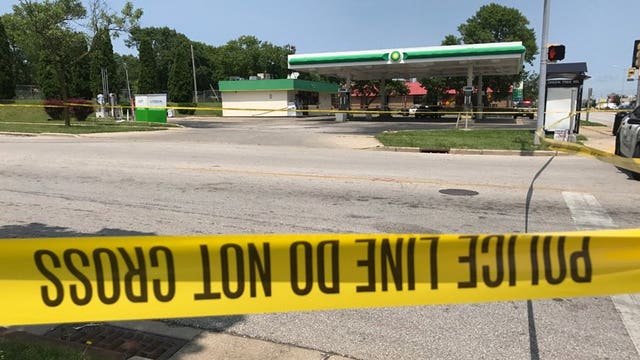 Milwaukee police: 64-year-old man shot by suspect in passing car