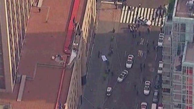 Witnesses recount chaotic, unsettling scene at Empire State shooting