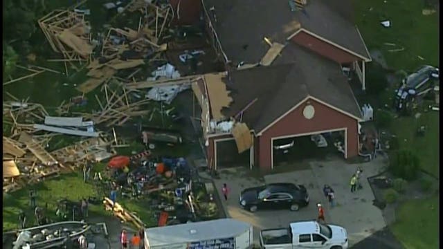 1 injured after tornado touches down in western Wisconsin; 25 to 30 buildings damaged