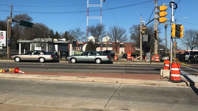 Milwaukee police investigating shooting of 24-year-old man near 35th and Capitol