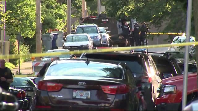 Man barricaded inside home with gun near 37th and Kilbourn taken into custody