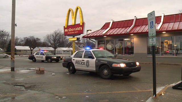 MPD: Robbers strike at 2 McDonald's restaurants in Milwaukee within minutes