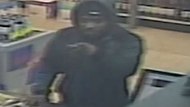 Milwaukee police searching for man who robbed liquor store near 92nd and Oklahoma