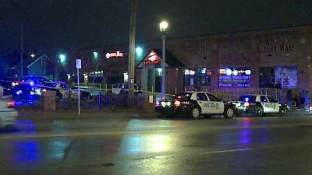 Man shot, wounded inside tavern on Milwaukee's south side