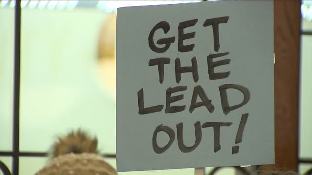 'A cover-up:' Community activists rally at Milwaukee's City Hall amid lead concerns