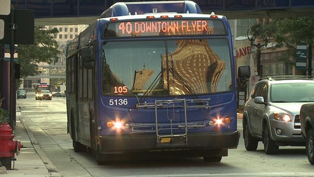 Bus drivers union to hold "work stoppage," service suspended for 72 hours starting at 3 a.m.