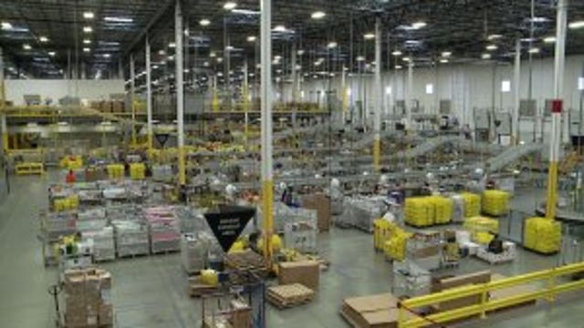 "A lot going on" at Kenosha's Amazon Fulfillment Center on Cyber Monday -- and they're hiring!