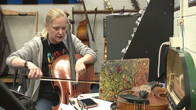 Internet interruptions create hurdle for teachers, students working from home: 'It's sad'