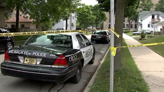 35-year-old man shot & killed near 44th & Clarke; Milwaukee's fifth homicide in four days