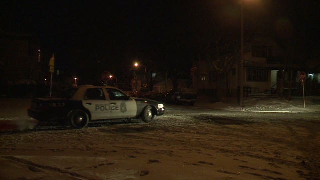 Milwaukee police: 30-year-old man suffers serious gunshot wound during argument